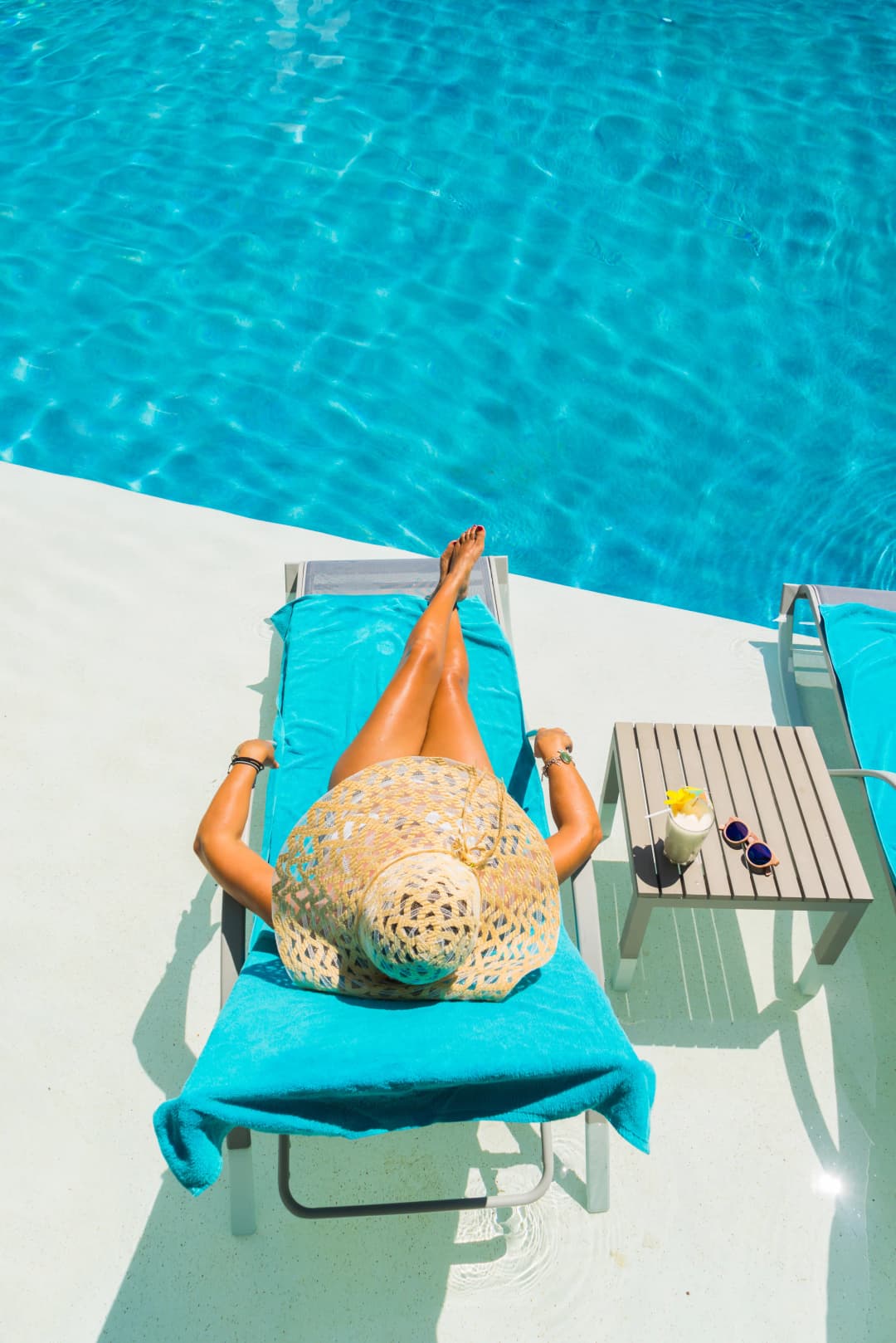 Luxury Holiday with Tweet